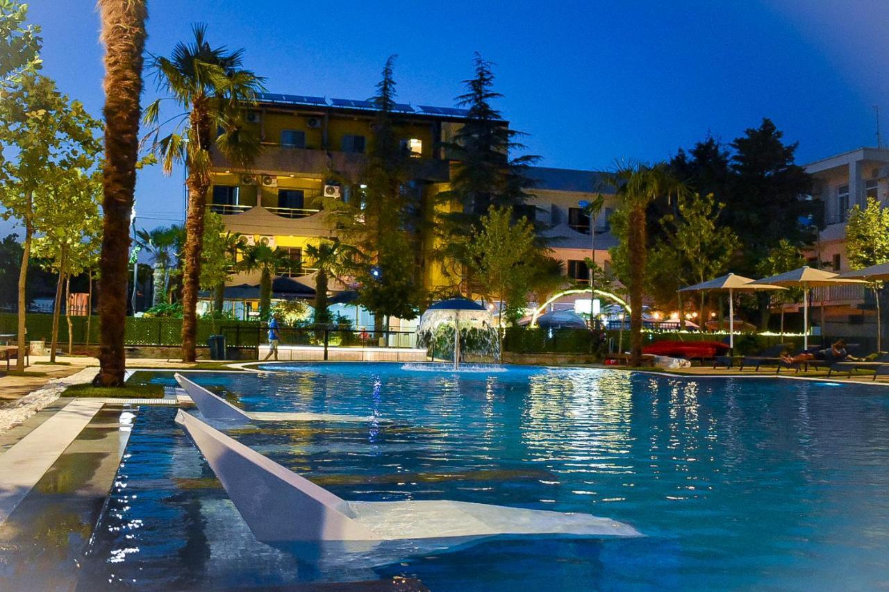 Hotel Qetesia-Te Indriti Velipoje Exterior photo